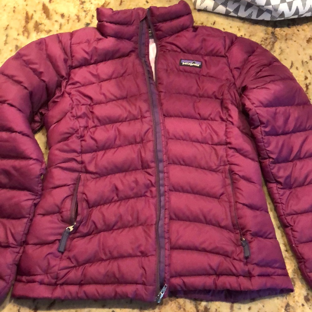Girls Patagonia puffer jacket